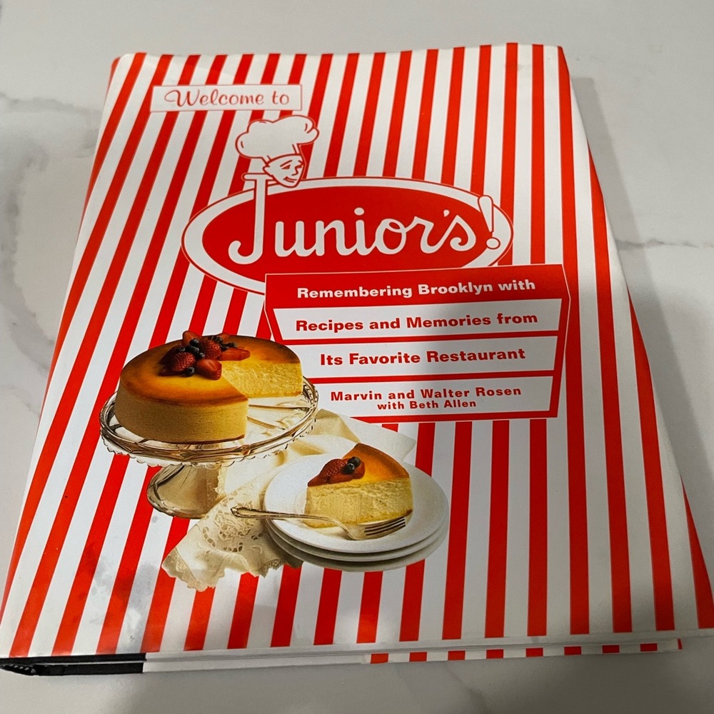 Juniors Cookbook. Recipes From Brooklyns Favorite Restaurants.